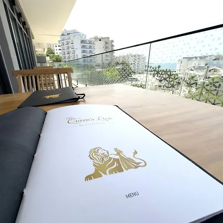 The Queen's Lion Premium Sarandë